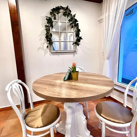 Tia Maria Apartment *
